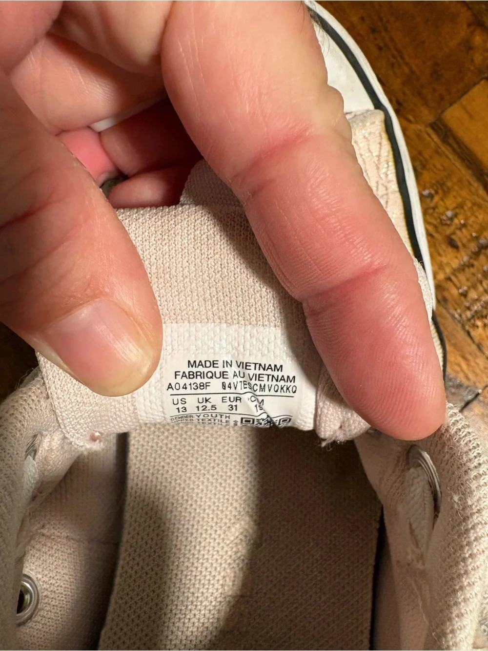 Converse Low-Top Sneakers in Pale Pink and green shimmer. Size 13